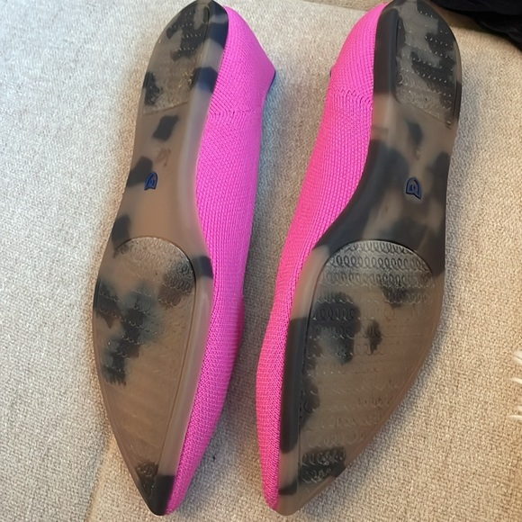 Rothy’s The Point Flats Womens in Dragon Fruit Pink- 6 - Picture 6 of 8